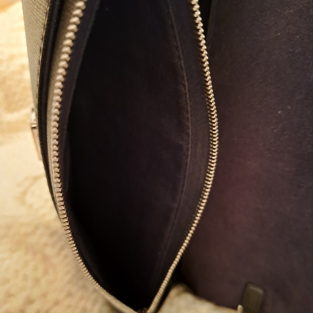 FENDI WOC - Picture 14 of 16